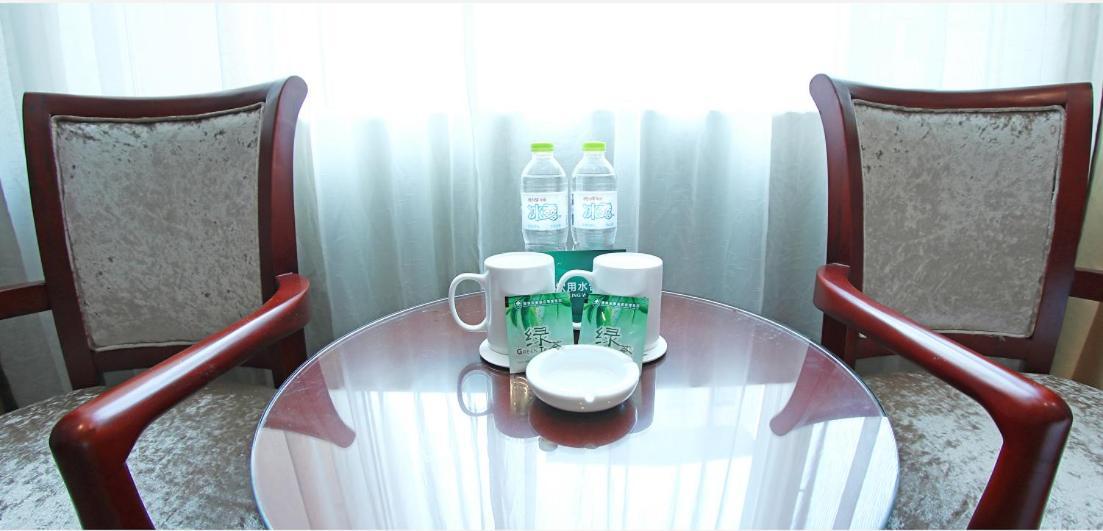 Greentree Inn Zhejiang Ningbo East Baizhuang Rd. Express Hotel Dış mekan fotoğraf