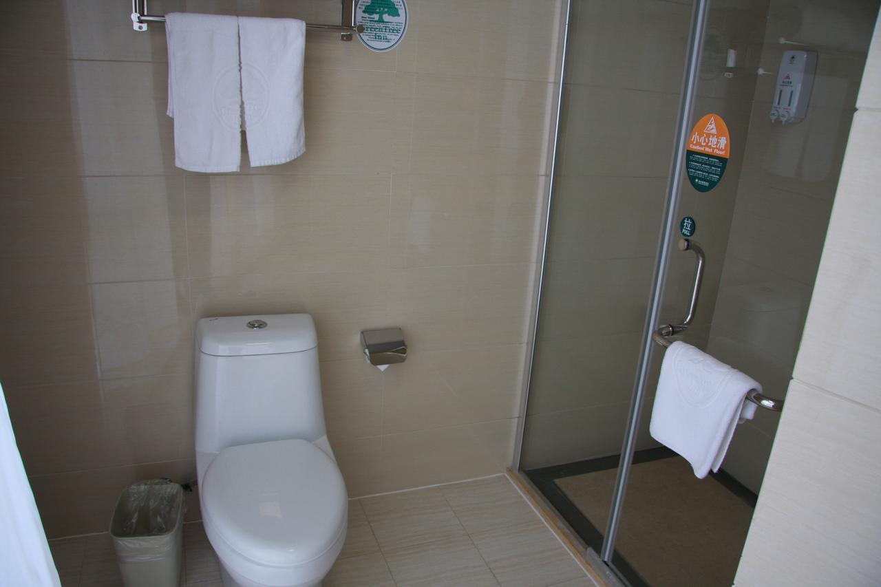 Greentree Inn Zhejiang Ningbo East Baizhuang Rd. Express Hotel Dış mekan fotoğraf
