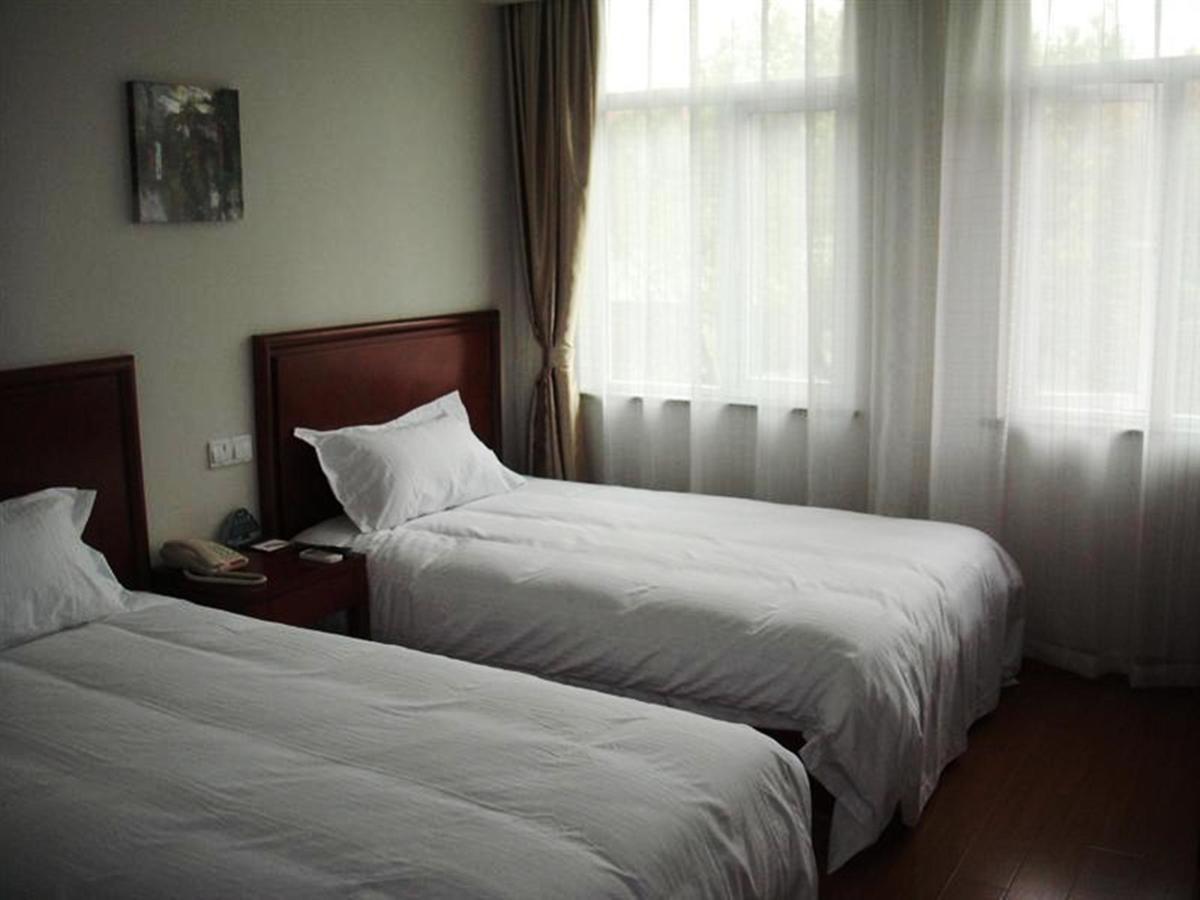 Greentree Inn Zhejiang Ningbo East Baizhuang Rd. Express Hotel Dış mekan fotoğraf