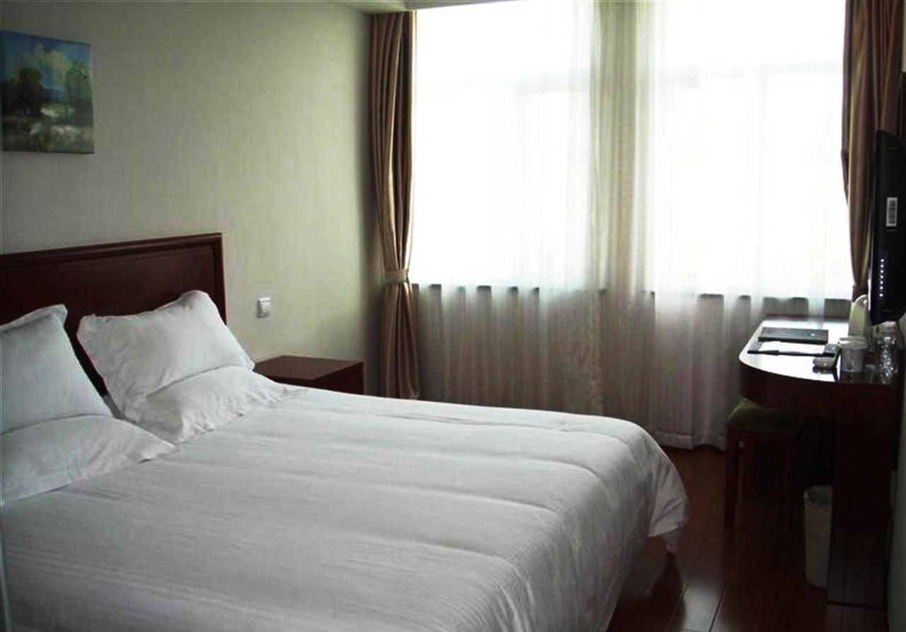 Greentree Inn Zhejiang Ningbo East Baizhuang Rd. Express Hotel Dış mekan fotoğraf