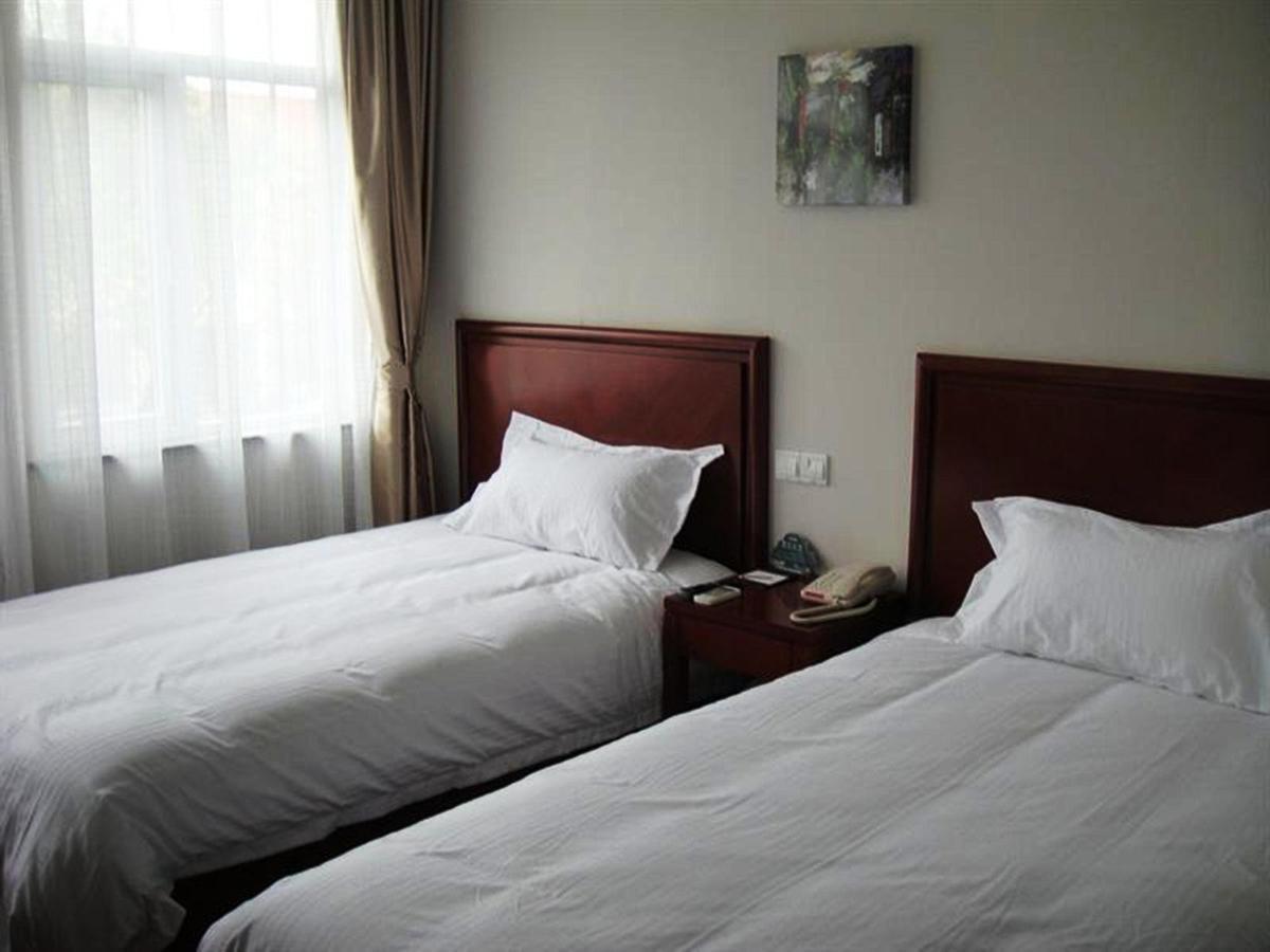 Greentree Inn Zhejiang Ningbo East Baizhuang Rd. Express Hotel Dış mekan fotoğraf